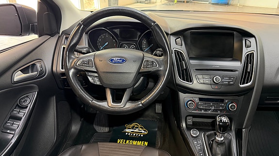 Ford Focus 20 of 30