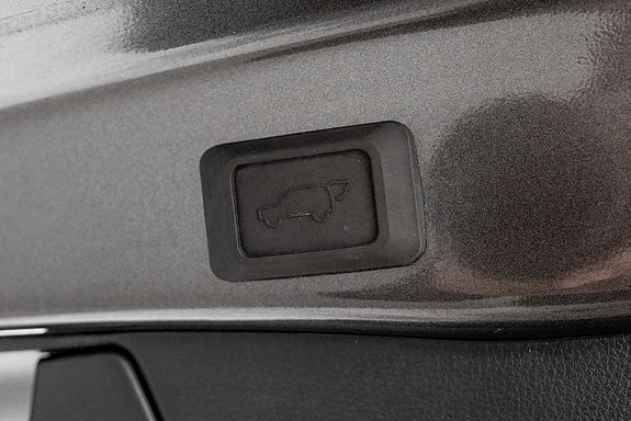 Toyota RAV4 Plug-in Hybrid 29 of 29