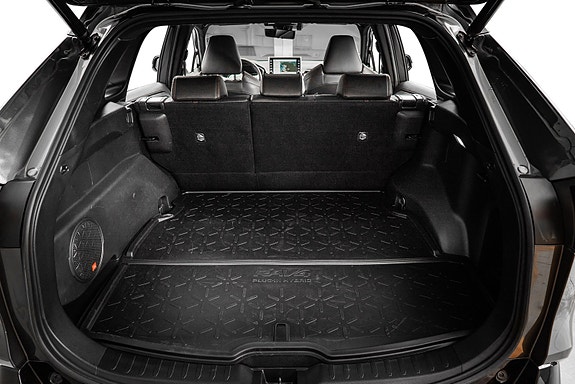 Toyota RAV4 Plug-in Hybrid 28 of 29