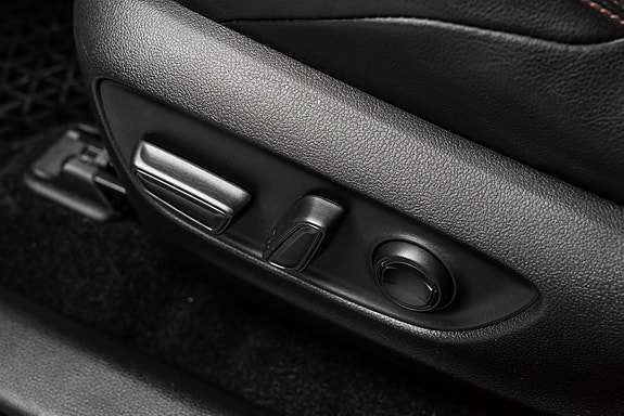 Toyota RAV4 Plug-in Hybrid 24 of 29