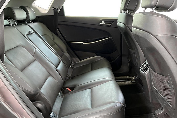 Hyundai Tucson 22 of 29