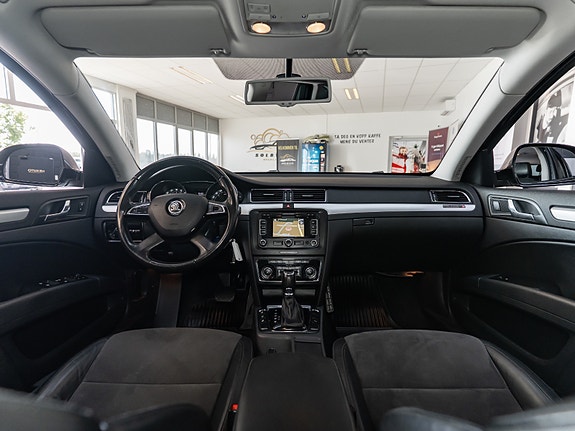 Skoda Superb 20 of 30