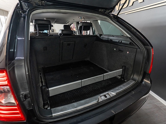 Skoda Superb 11 of 30