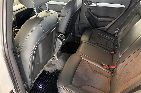 Audi Q3 9 of 28