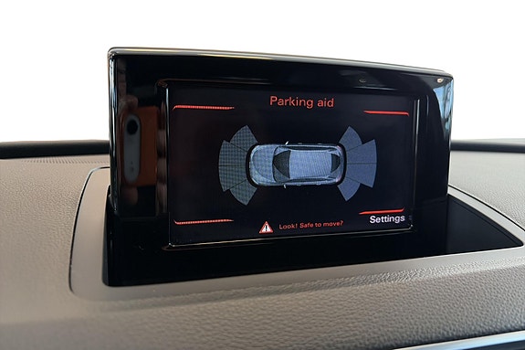 Audi Q3 22 of 28