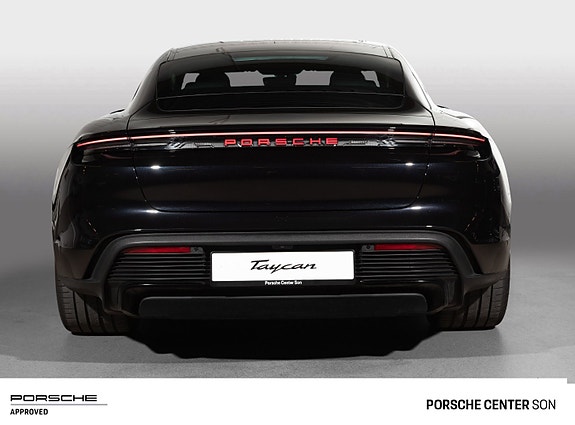 Porsche Taycan 6 of 30