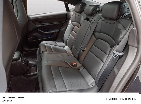 Porsche Taycan 8 of 30