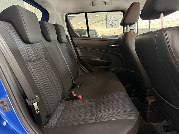 Suzuki Swift 12 of 26