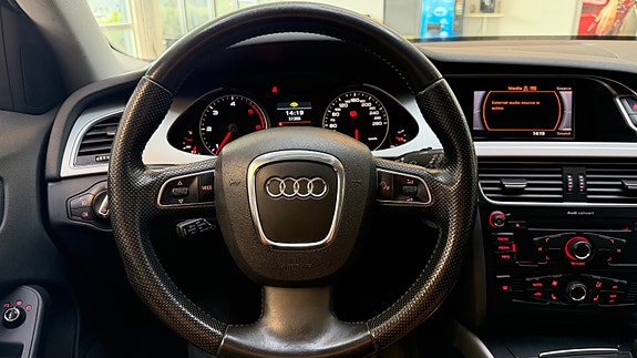 Audi A4 28 of 30