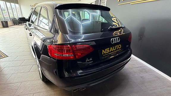 Audi A4 7 of 30