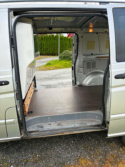 Mercedes-Benz Vito 115 9 of 20