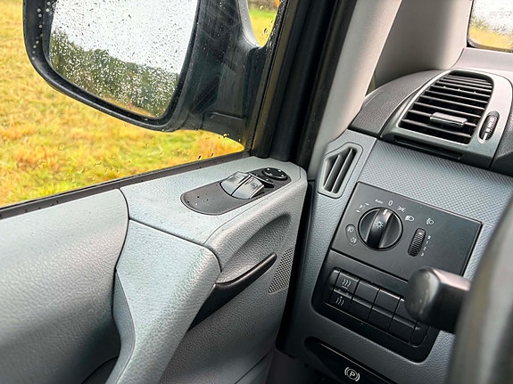 Mercedes-Benz Vito 115 16 of 20
