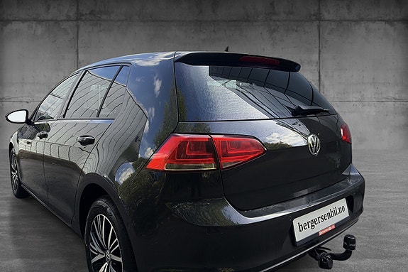 Volkswagen Golf VII 7 of 18