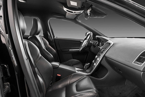 Volvo XC60 23 of 23
