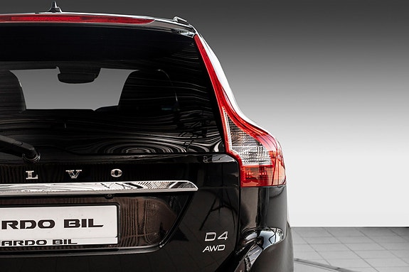 Volvo XC60 6 of 23