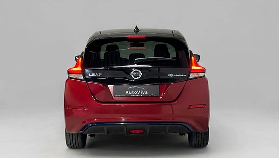 Nissan Leaf 6 of 27