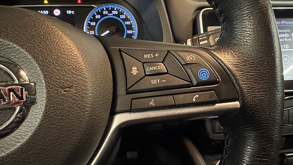Nissan Leaf 26 of 27