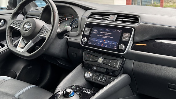 Nissan Leaf 15 of 27