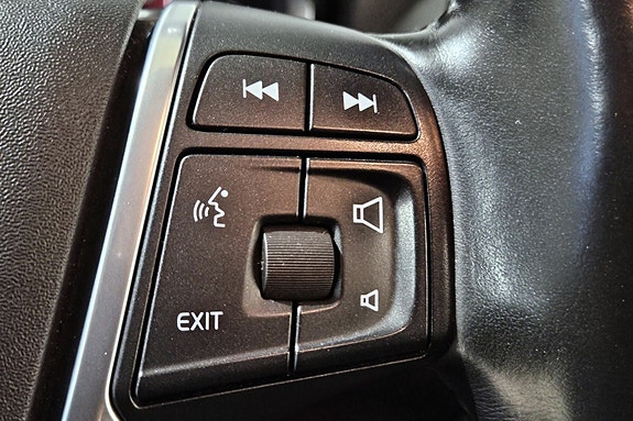 Volvo XC60 18 of 30