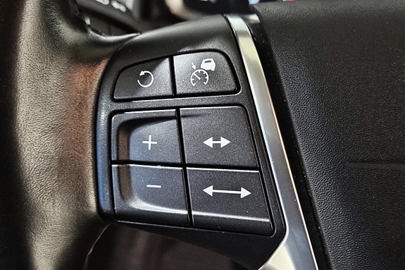 Volvo XC60 20 of 30