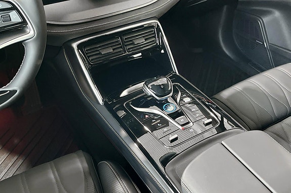 BYD Tang 14 of 30