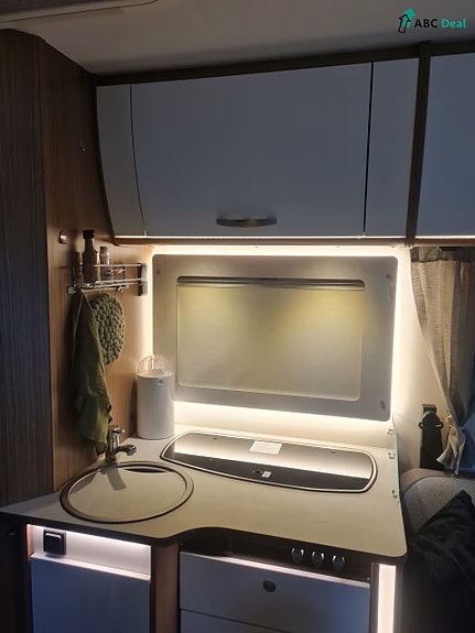 Carado T459 | HØSTSALG | 15.000KM | FaceToFace | Queenbed | 185W Solc.panel + 2stk.100aH.LithiumBatt. | Sykkelstativ | 14 of 30