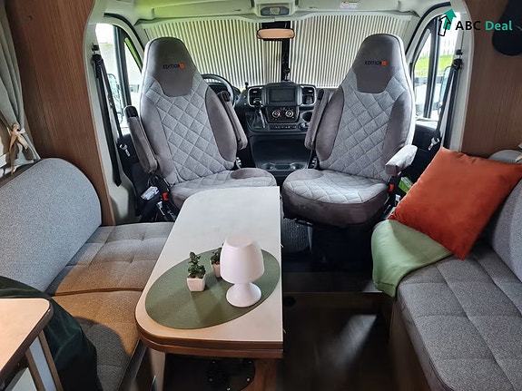 Carado T459 | HØSTSALG | 15.000KM | FaceToFace | Queenbed | 185W Solc.panel + 2stk.100aH.LithiumBatt. | Sykkelstativ | 7 of 30