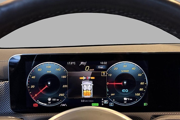 Mercedes-Benz CLA250 e 13 of 24