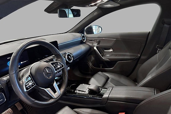 Mercedes-Benz CLA250 e 9 of 24