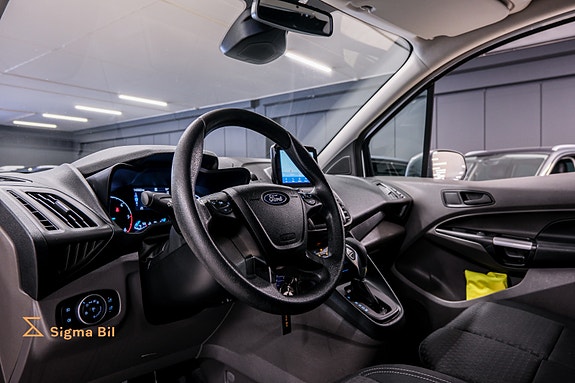 Ford Transit Connect 21 of 30