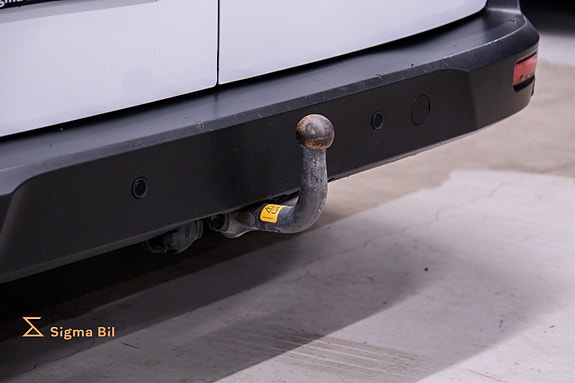 Ford Transit Connect 10 of 30