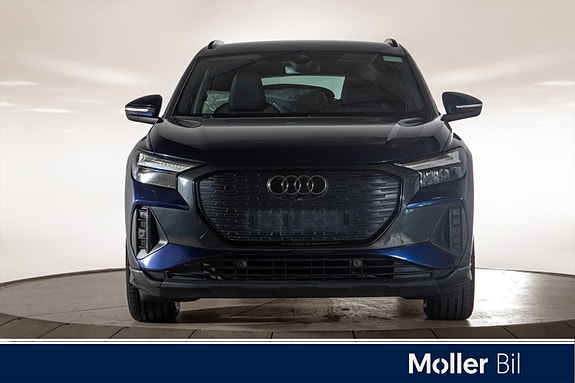 Audi Q4 e-tron 3 of 23