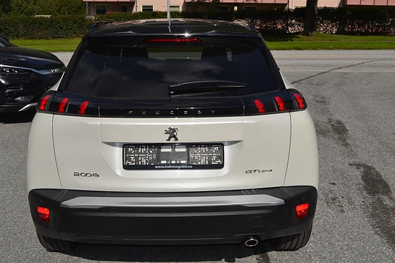 Peugeot 2008 3 of 18