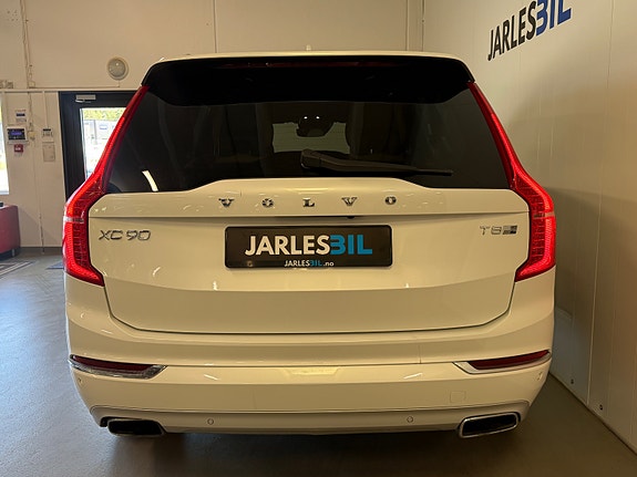 Volvo XC90 16 of 26