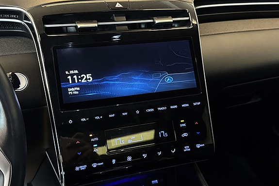 Hyundai Tucson 11 of 21