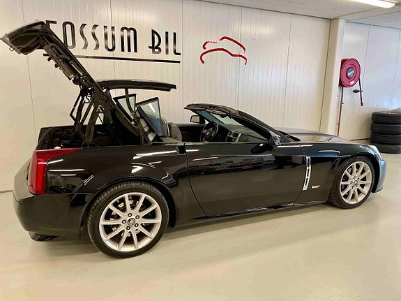 Cadillac XLR 30 of 30