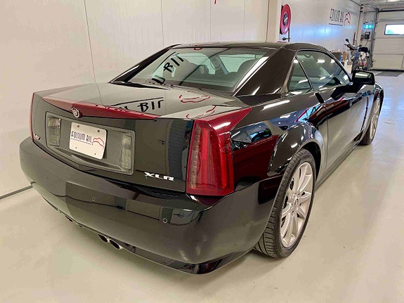 Cadillac XLR 28 of 30