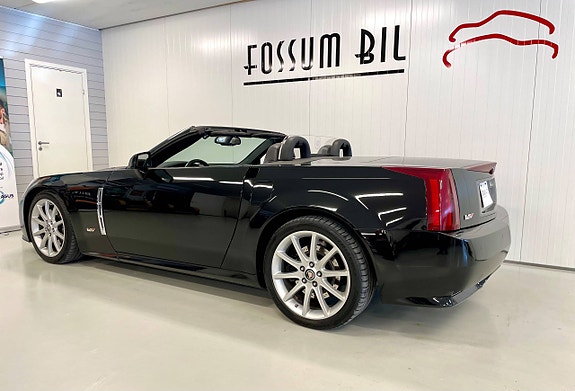 Cadillac XLR 16 of 30