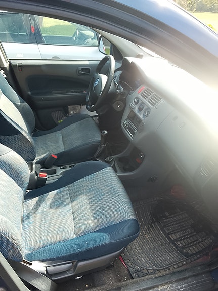 Honda HR-V 5 of 13