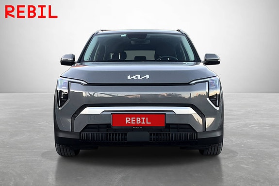 Kia EV3 2 of 21