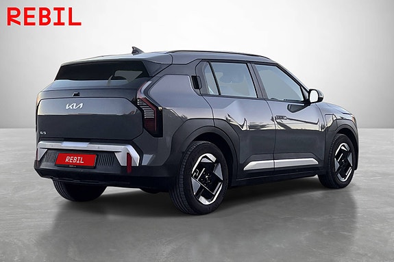 Kia EV3 4 of 21