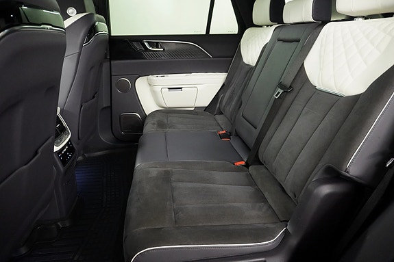 Hongqi E-HS9 25 of 30