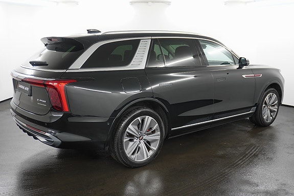 Hongqi E-HS9 10 of 30
