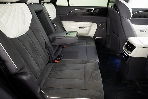 Hongqi E-HS9 27 of 30