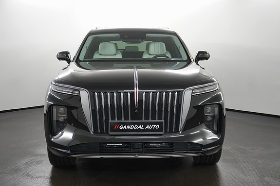 Hongqi E-HS9 3 of 30