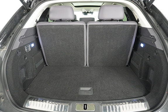 Hongqi E-HS9 29 of 30