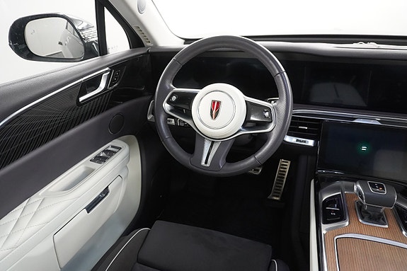 Hongqi E-HS9 12 of 30