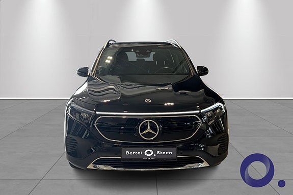 Mercedes-Benz EQB250 3 of 17