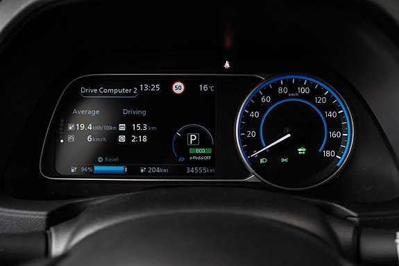 Nissan Leaf 12 of 23