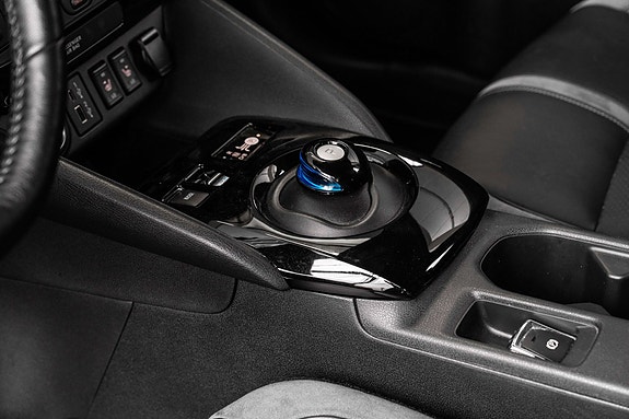 Nissan Leaf 19 of 23